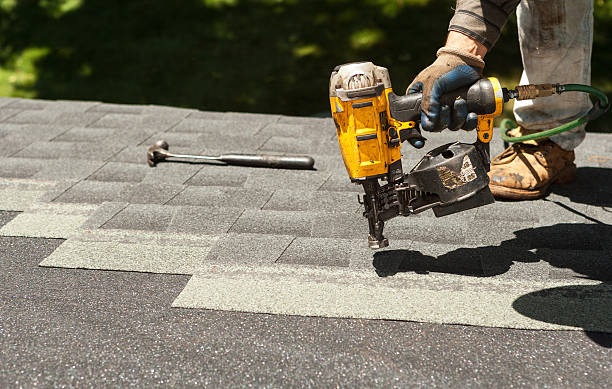 Best Storm Damage Roof Repair  in Cashmere, WA